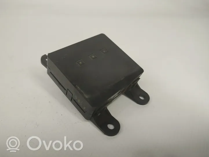 Toyota Hiace (H50, H60, H70) Engine control unit/module 