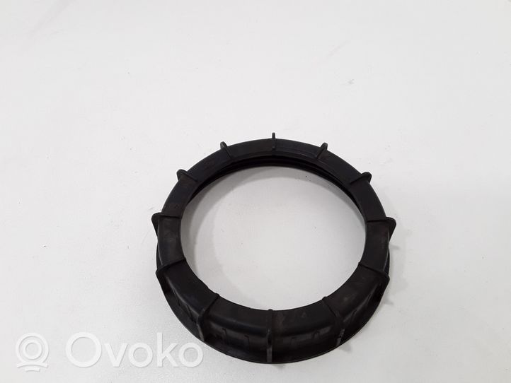 Volvo V50 Bague de verrouillage pour réservoir de carburant 2S619C385AA