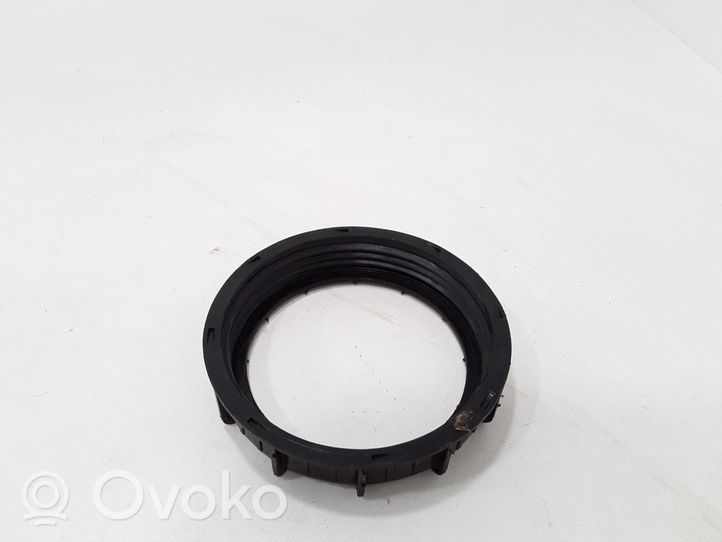 Ford Mondeo Mk III Bague de verrouillage pour réservoir de carburant 98AB9C385