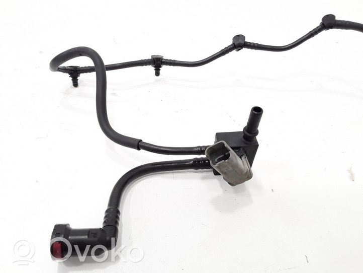 Volvo S40, V40 Fuel return line/hose 