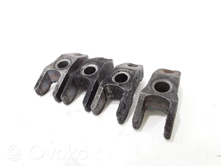 Skoda Fabia Mk1 (6Y) Fuel Injector clamp holder 