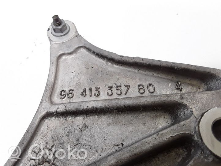 Citroen C5 Pavarų dėžės tvirtinimo kronšteinas 9641335780