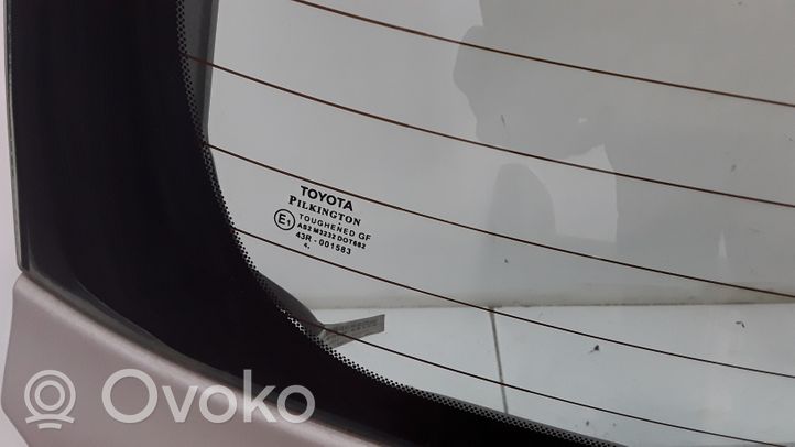 Toyota Avensis T250 Aizmugurējais pārsegs (bagāžnieks) 