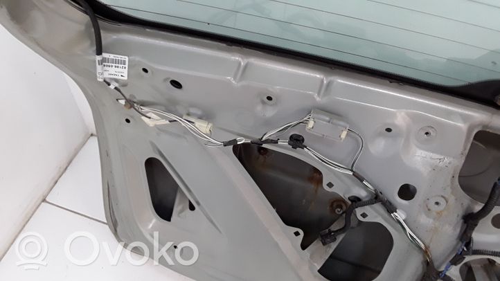 Toyota Avensis T250 Heckklappe Kofferraumdeckel 