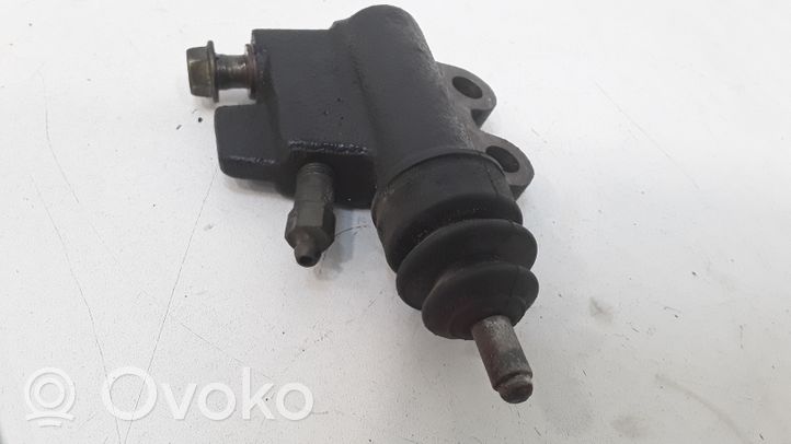 Nissan Almera Tino Siłownik sprzęgła / Wysprzęglik 