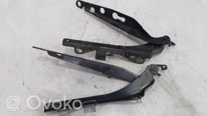 Volvo V70 Engine bonnet/hood hinges 