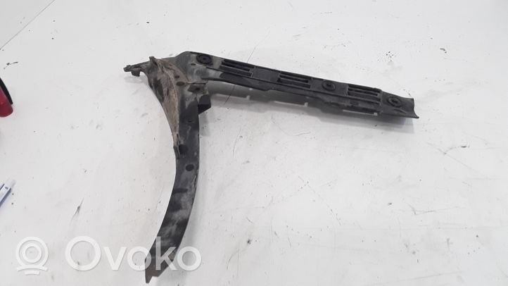 Volkswagen PASSAT B5.5 Staffa di rinforzo montaggio del paraurti posteriore 