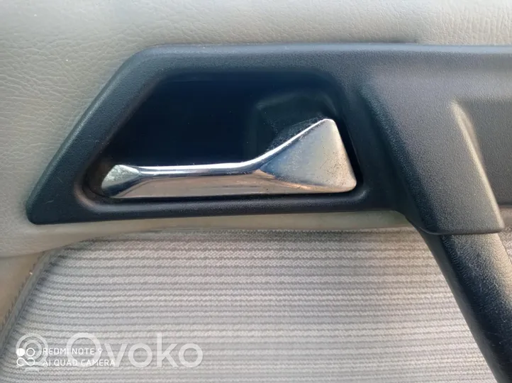 Mercedes-Benz E W124 Klamka wewnętrzna drzwi tylnych 