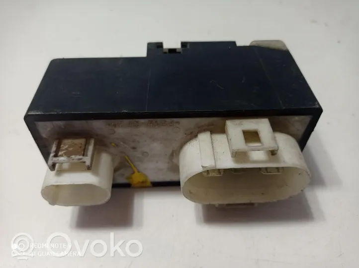 Volkswagen PASSAT Fuse module 1H0919506