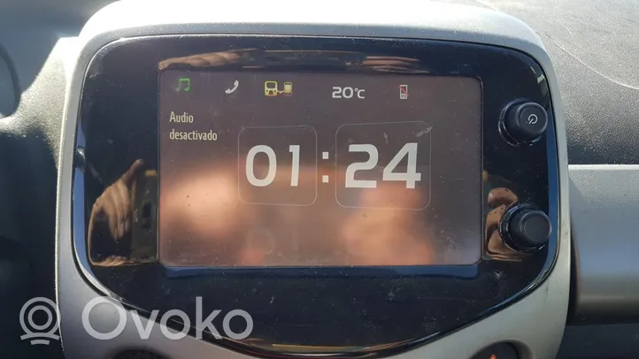 Toyota Aygo AB10 Panel / Radioodtwarzacz CD/DVD/GPS 