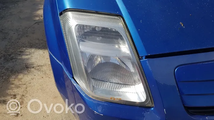 Citroen C3 Lampa przednia 