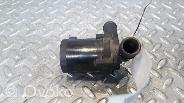 Volkswagen Touareg I Pompa dell’acqua 7L0965561D