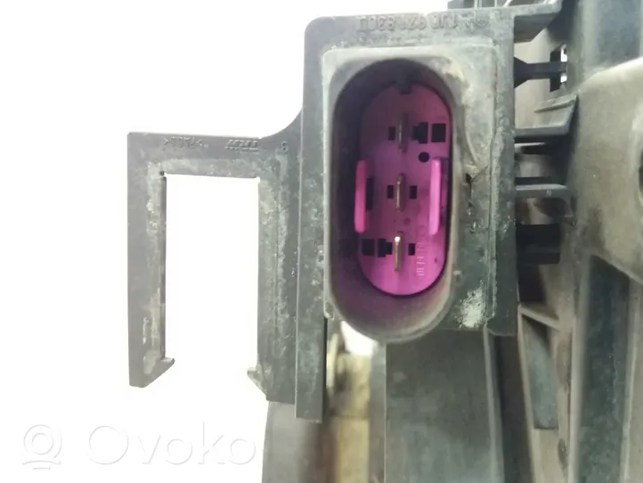 Skoda Fabia Mk1 (6Y) Elektryczny wentylator chłodnicy 