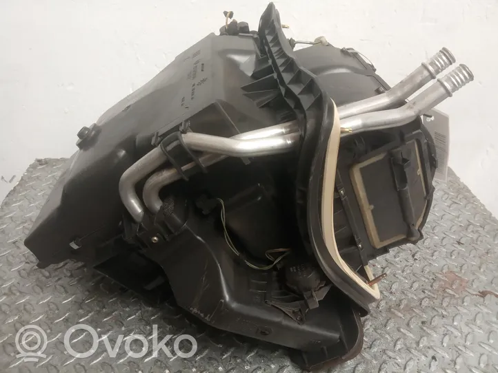 BMW 3 E36 Salono oro mazgo plastikinis korpusas 6411690287011