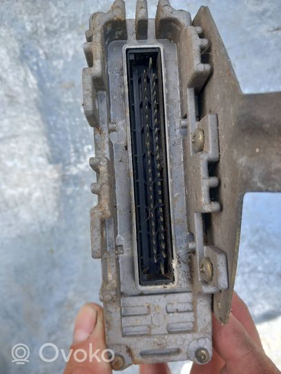 Volkswagen PASSAT B3 Sterownik / Moduł ECU 357907311A