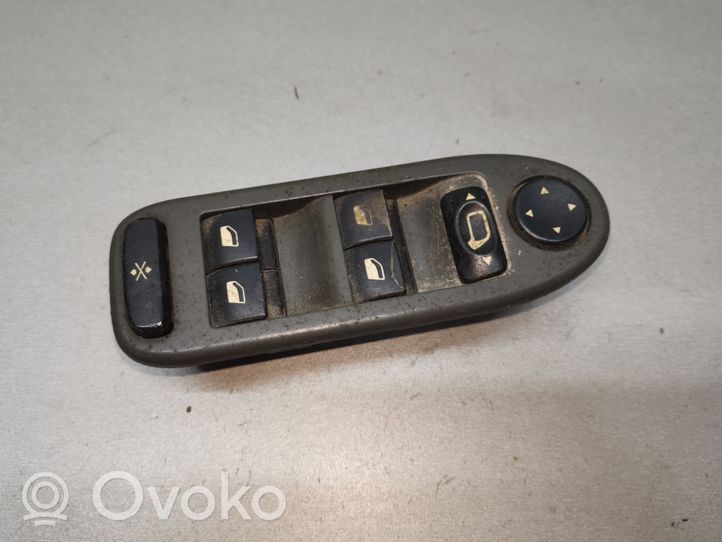 Citroen C5 Electric window control switch 96326945ZJ