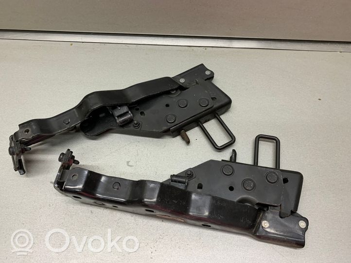 Opel Tigra B Convertible roof hinge 162673