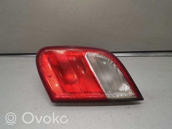 Mercedes-Benz CLK A208 C208 Lampy tylnej klapy bagażnika 2088200664