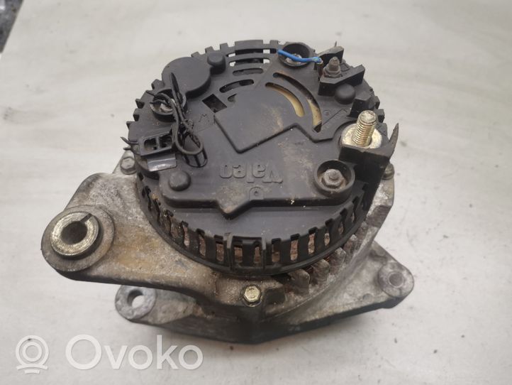 Volkswagen Golf III Alternator 