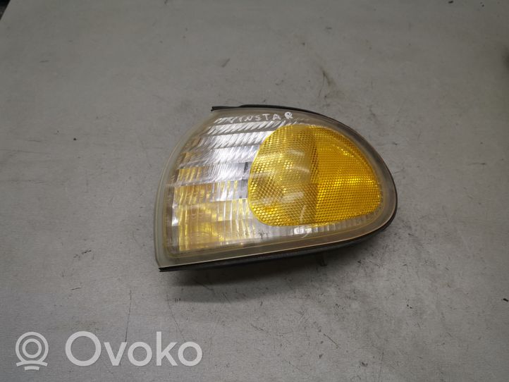 Ford Windstar Front indicator light F58B15A429AE