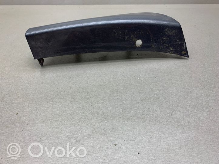 Citroen Xsara Picasso Takapuskurin hinaussilmukan suojakansi 9650214477