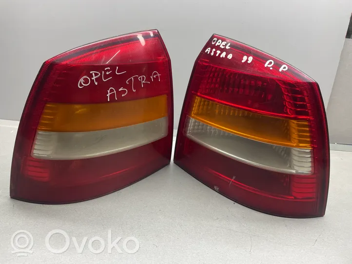 Opel Astra G Rear/tail lights set 