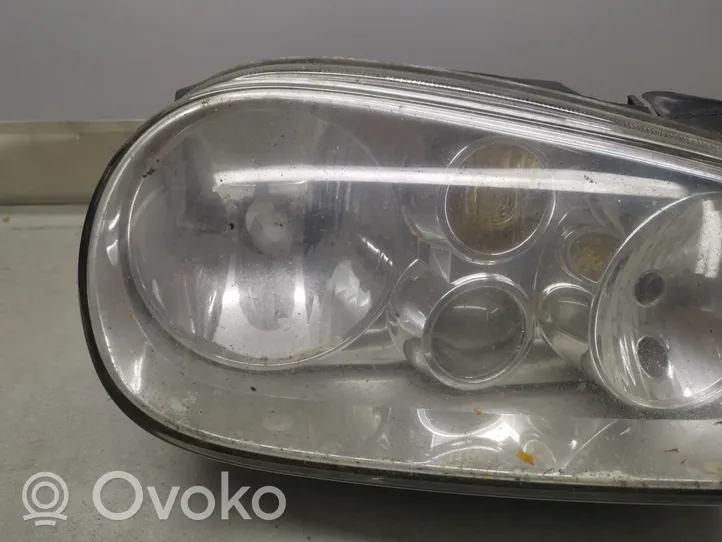 Volkswagen Golf IV Lampa przednia 1J1941016C