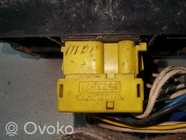 Volvo 440 Electric window control switch 3944083