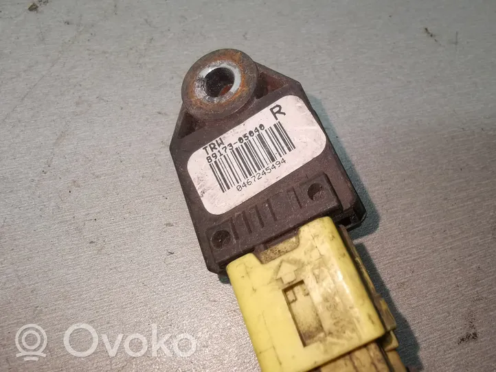 Toyota Avensis T250 Sensor impacto/accidente para activar Airbag 8983102020