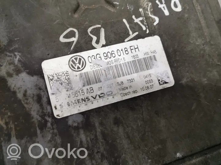 Volkswagen PASSAT B6 Calculateur moteur ECU 03G906018FH