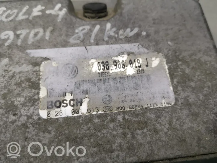 Volkswagen Golf IV Sterownik / Moduł ECU 038906018J