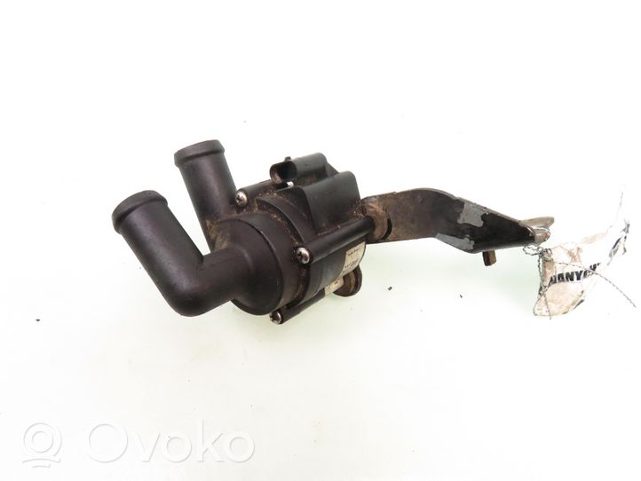 Volkswagen Jetta VI Kühlwasserpumpe Wasserpumpe 0048921