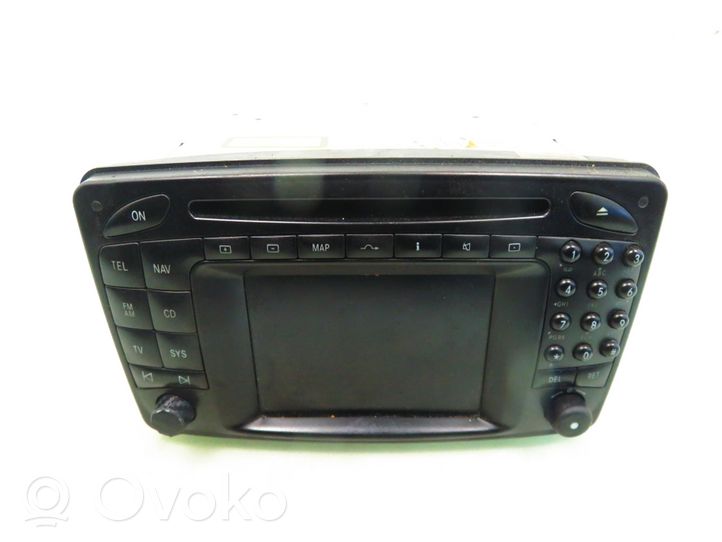 Mercedes-Benz C AMG W203 Panel / Radioodtwarzacz CD/DVD/GPS 7612001143
