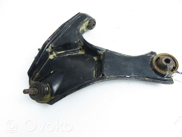 Daihatsu Terios Triangle bras de suspension inférieur avant 