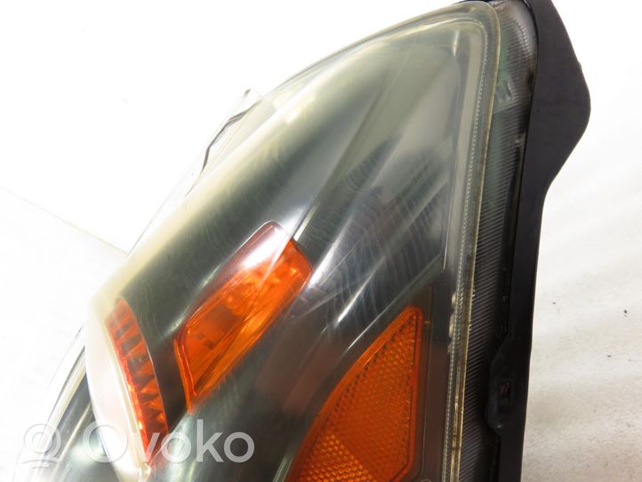 Nissan Quest Phare frontale 