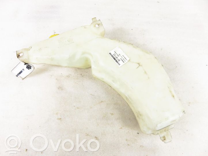 Dodge Journey Windshield washer fluid reservoir/tank, 20.96 € RRR
