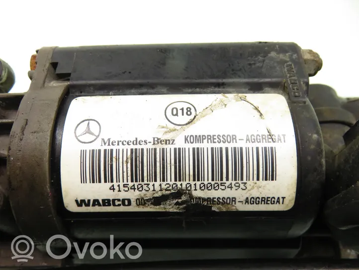 Mercedes-Benz S W220 Ilmajousituksen kompressoripumppu 4420512661