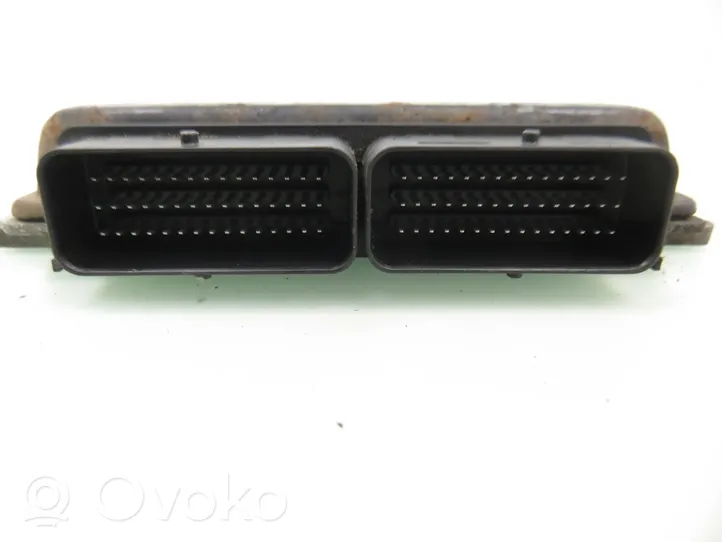 Renault Megane I Sterownik / Moduł ECU 8200046162