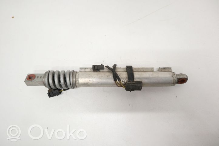 BMW M4 F82 F83 Vérin hydraulique de toit pliant 71108064A