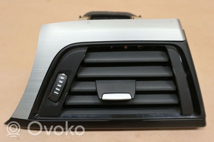 BMW 4 F32 F33 Dashboard side air vent grill/cover trim 9231995