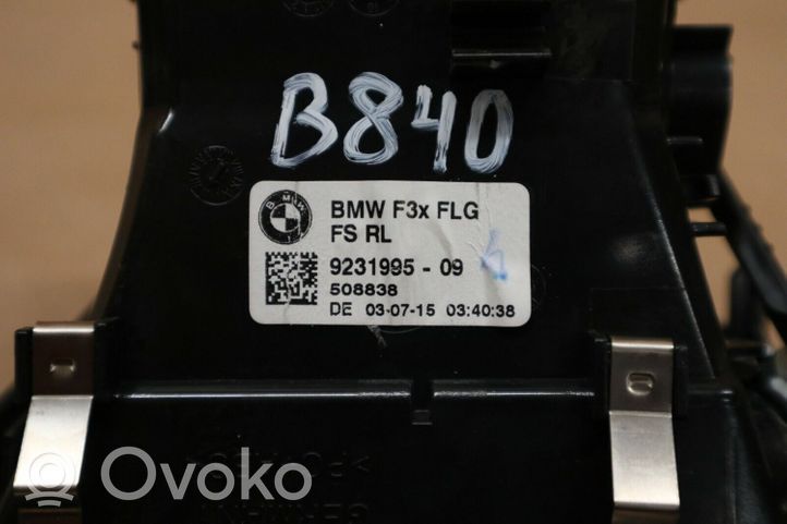 BMW 4 F32 F33 Copertura griglia di ventilazione laterale cruscotto 9231995