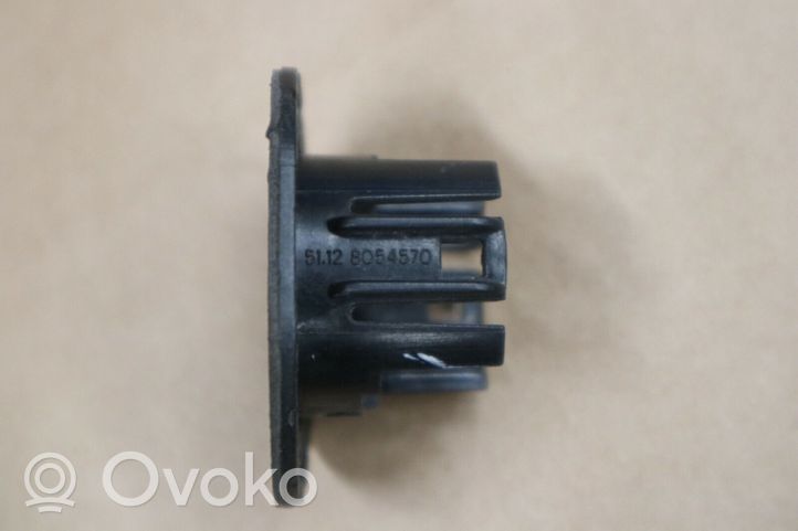 BMW 4 F32 F33 Supporto anteriore per il sensore di parcheggio (PDC) 8054570