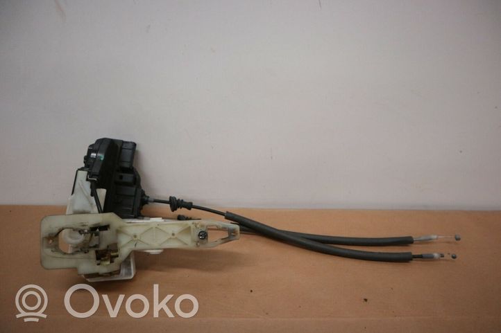 Hyundai Sonata Zamek drzwi przednich 813103K000