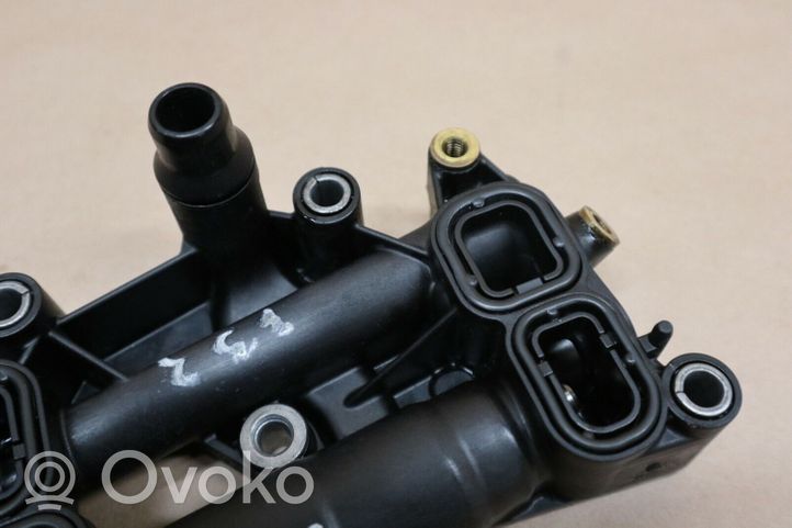 BMW 5 F10 F11 Odpowietrznik / Separator oleju 70379335