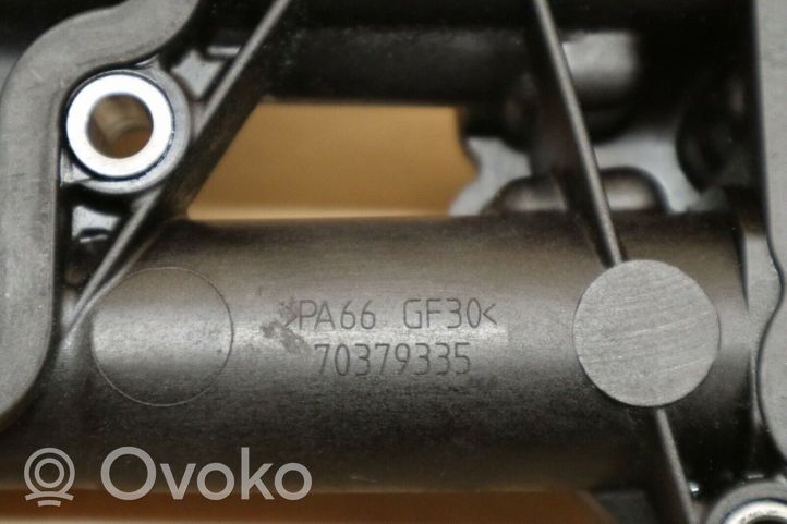 BMW 5 F10 F11 Odpowietrznik / Separator oleju 70379335