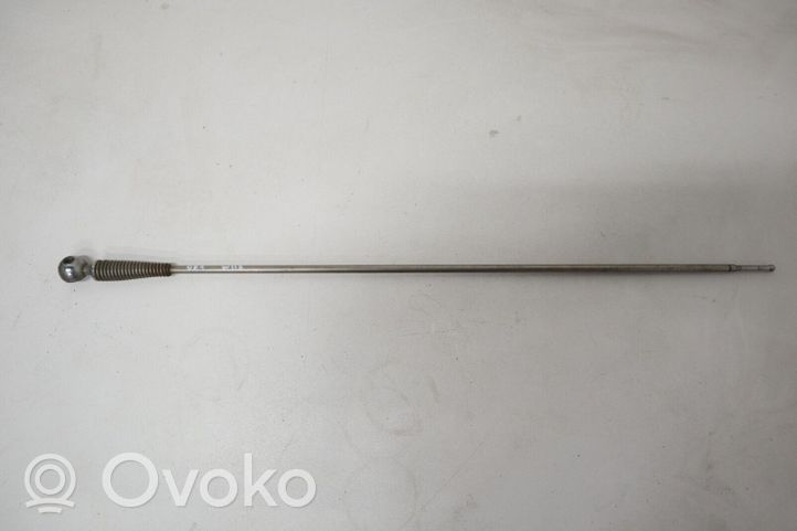 Mercedes-Benz COMPAKT W115 Antena radiowa 