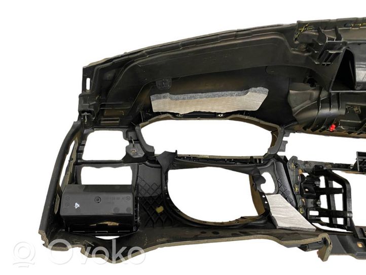 BMW M4 F82 F83 Tableau de bord 9218491