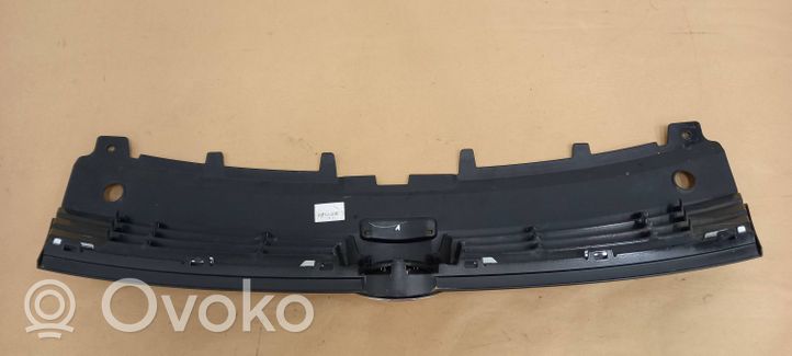 Volkswagen Polo V 6R Grotelės priekinės 6C0853651