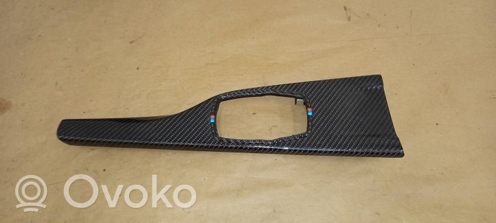 BMW M4 F82 F83 Garniture de tableau de bord 8068610