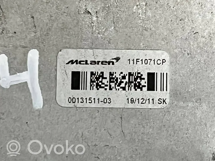 McLaren MP4 12c Chłodnica powietrza doładowującego / Intercooler 11F1071CP
